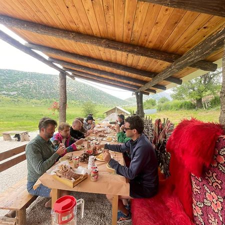 Camping Cajupi Gjirokaster Luaran gambar