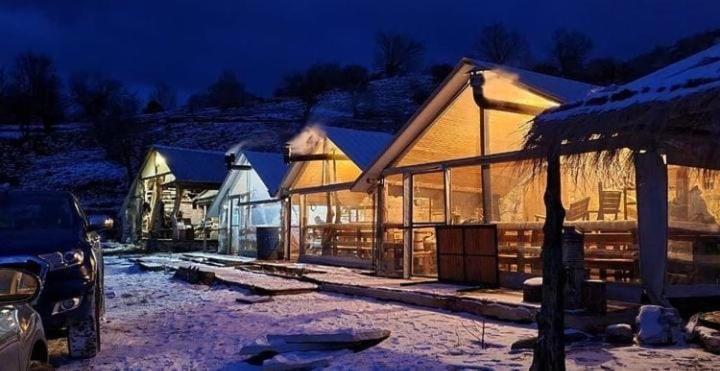 Camping Cajupi Gjirokaster Luaran gambar